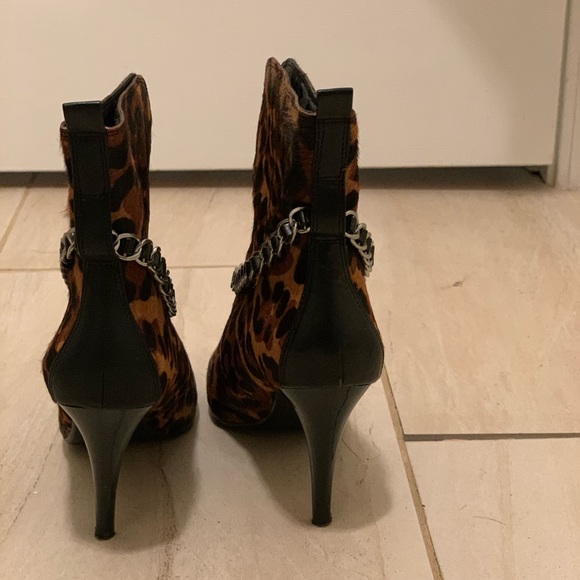 BCBG Boots - Picture 3 of 5